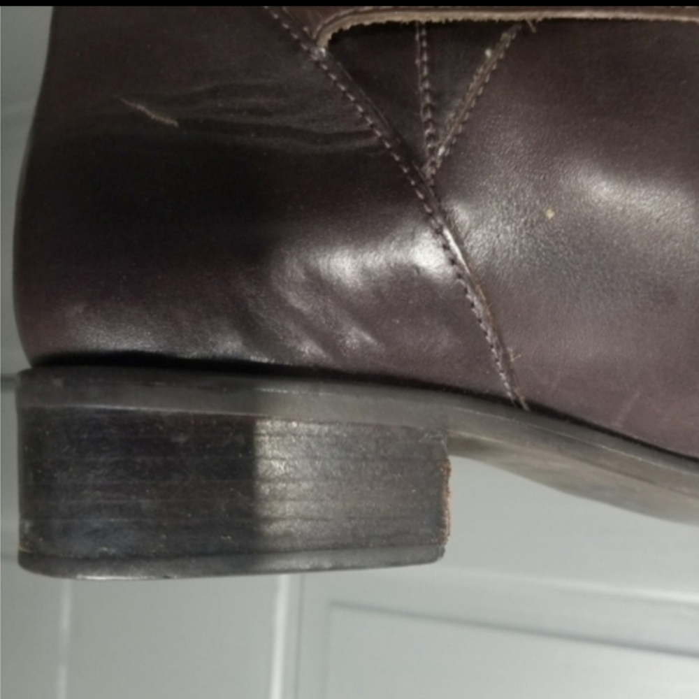 Classic Leather Riding Boots - Picture 7 of 9